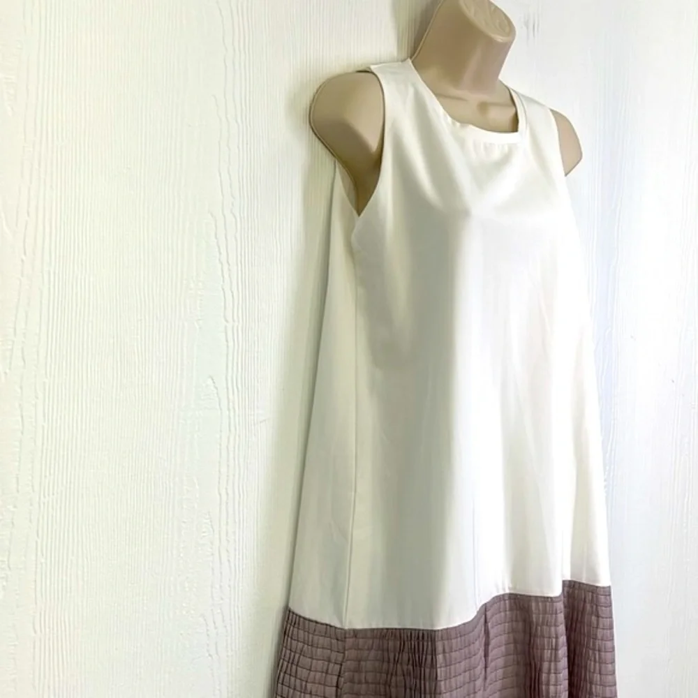 Rococo - Two Toned White And Grey Lined Sleeveless Maxi Dress Size Small